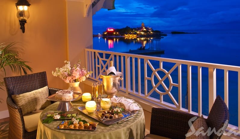 SANDALS ROYAL CARIBBEAN - GB (2)